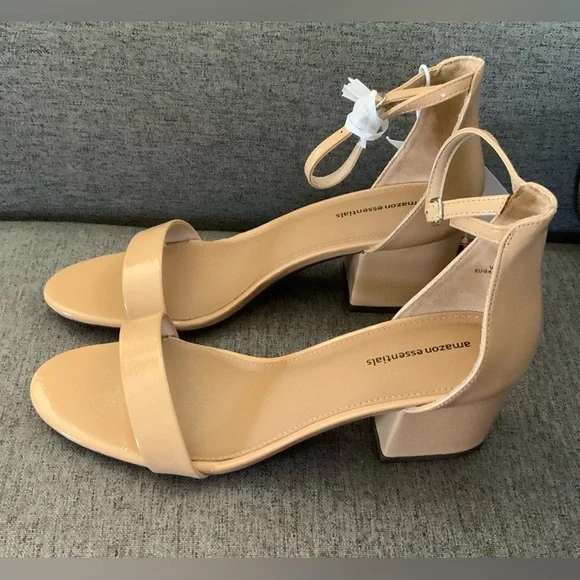 Amazon Essentials - Picture 3 of 4